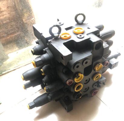 Assy van điều khiển thủy lực SK120 SK120-3 cho phụ tùng máy xúc Kobelco KMX13YBB33001-00 YY30V00001F1 Nhà phân phối OEM