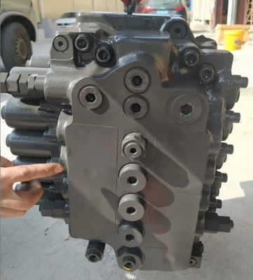 HD820 Hydraulic Control Valve Assy cho Kato Excavator Phân phối bộ phận phụ tùng OEM