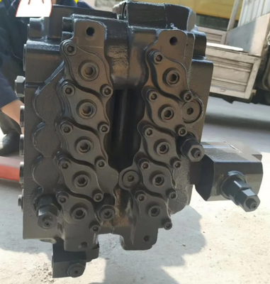 HD820 Hydraulic Control Valve Assy cho Kato Excavator Phân phối bộ phận phụ tùng OEM